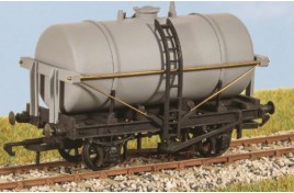 10ft Wheelbase Oil Tank wagon Kit OO Gauge 
